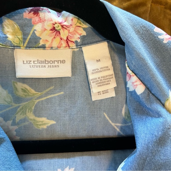 Liz Claiborne Short Sleeve Floral Top Medium - Picture 3 of 7